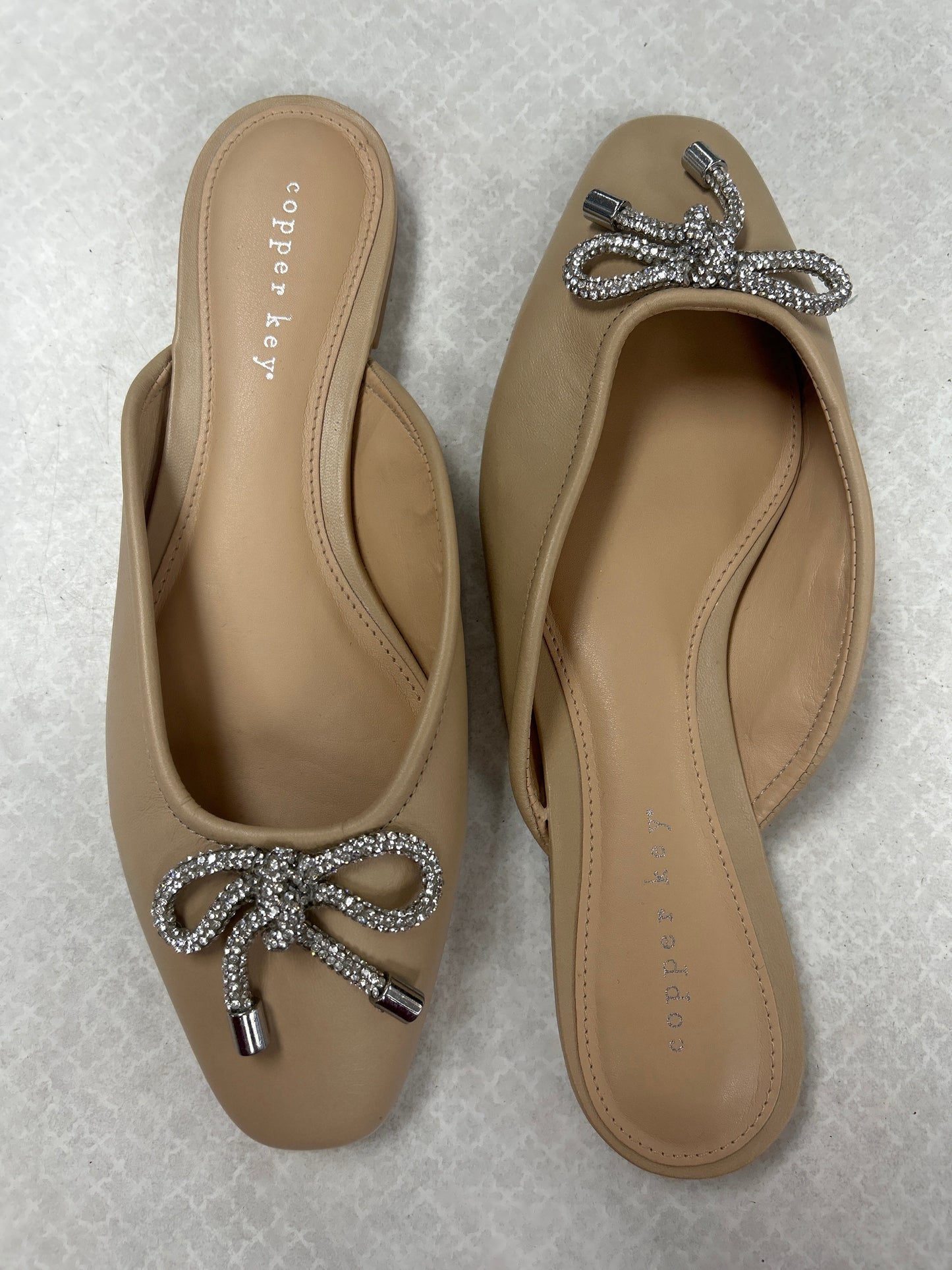 Shoes Flats By Copper Key In Tan, Size:8.5