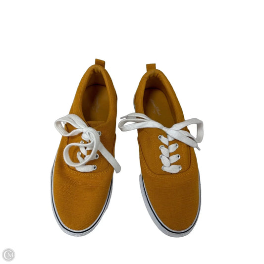 Shoes Sneakers By Universal Thread In Yellow, Size: 6
