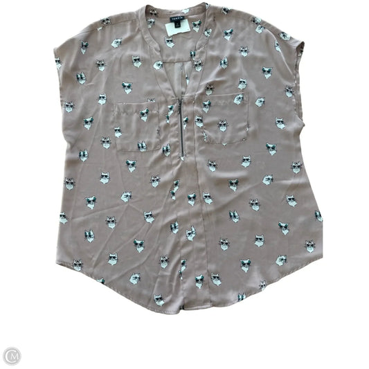 Top Short Sleeve By Torrid In Pink, Size: Xl