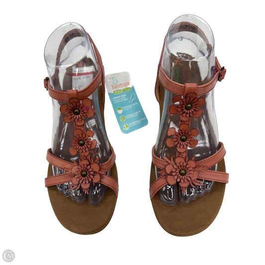 Sandals Flats By Bare Traps In Brown & Pink, Size: 8