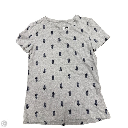 Top Short Sleeve Basic By Clothes Mentor In Grey, Size: M