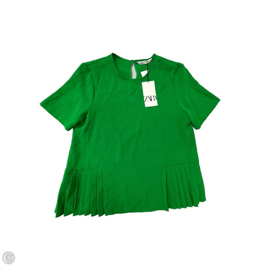 Top Short Sleeve By Zara In Green, Size: L