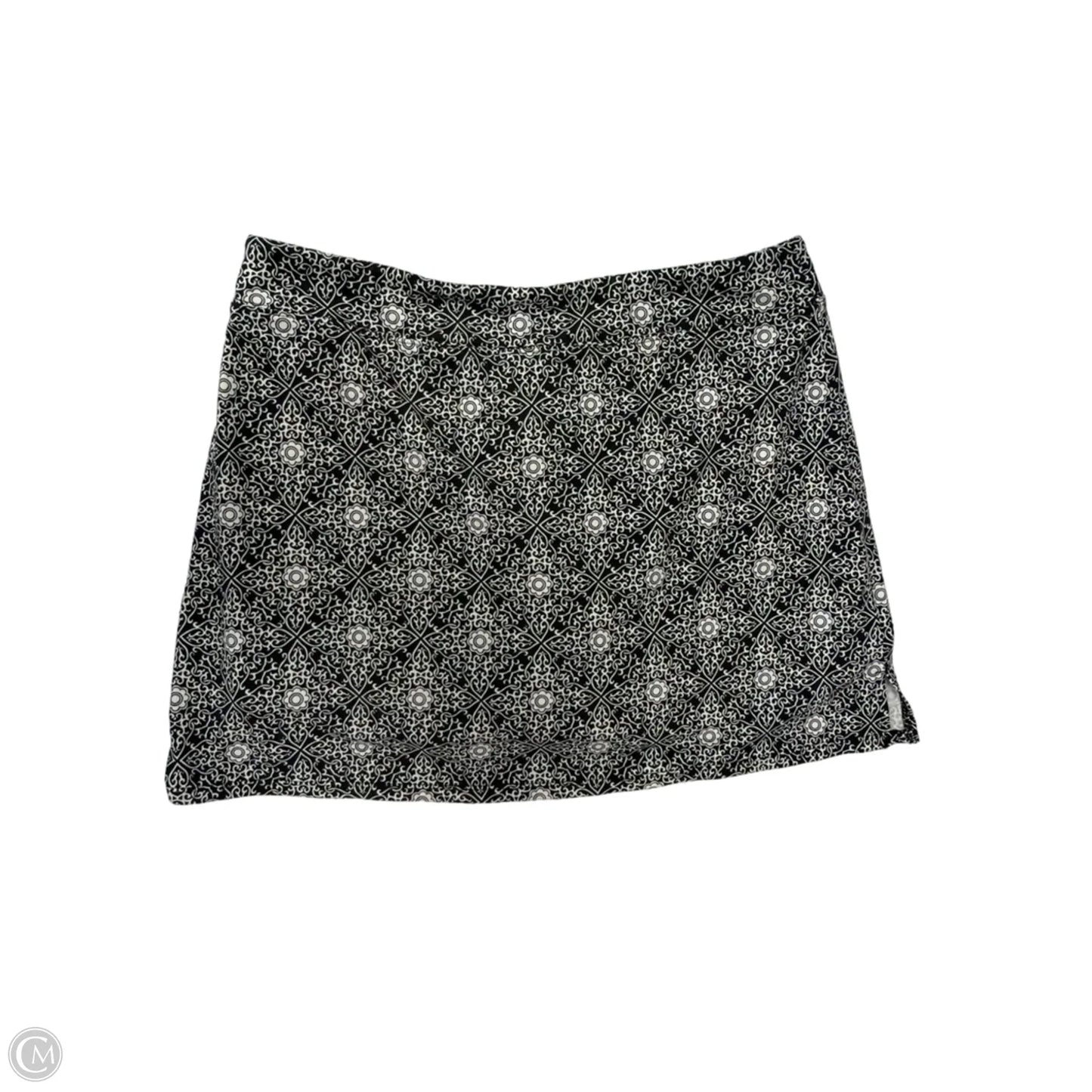 Athletic Skirt By Tranquility In Black & White, Size: L