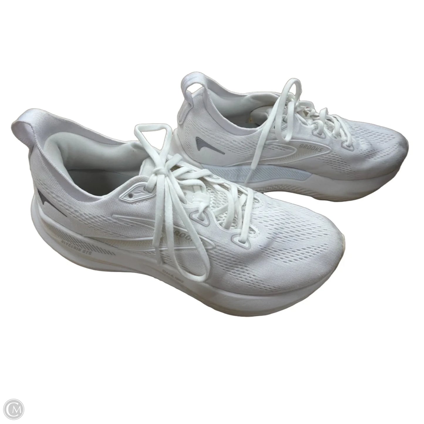 Shoes Athletic By Brooks In White, Size: 9.5