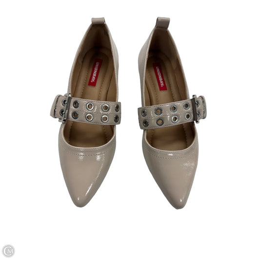 Shoes Flats By Union Bay In Taupe, Size: 6