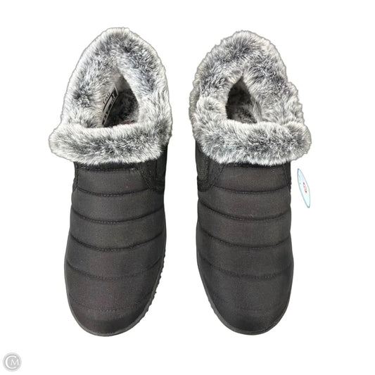 Shoes Flats By Minnetonka In Black, Size: 6