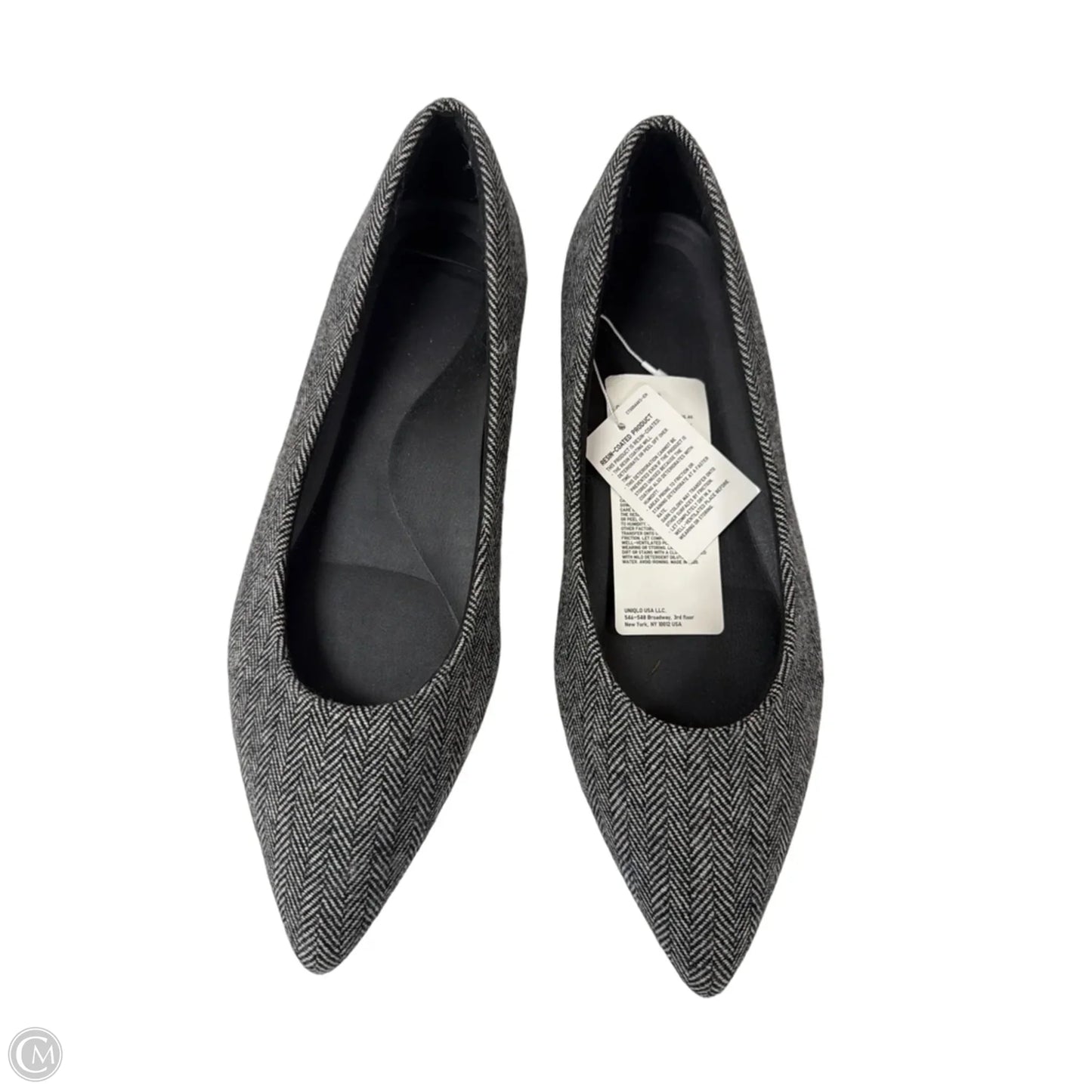 Shoes Flats By Uniqlo In Black & Grey, Size: 9