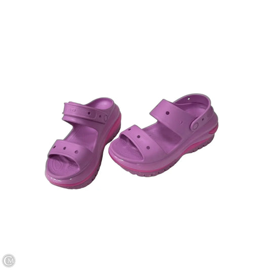 Sandals Flats By Crocs In Purple, Size: 9