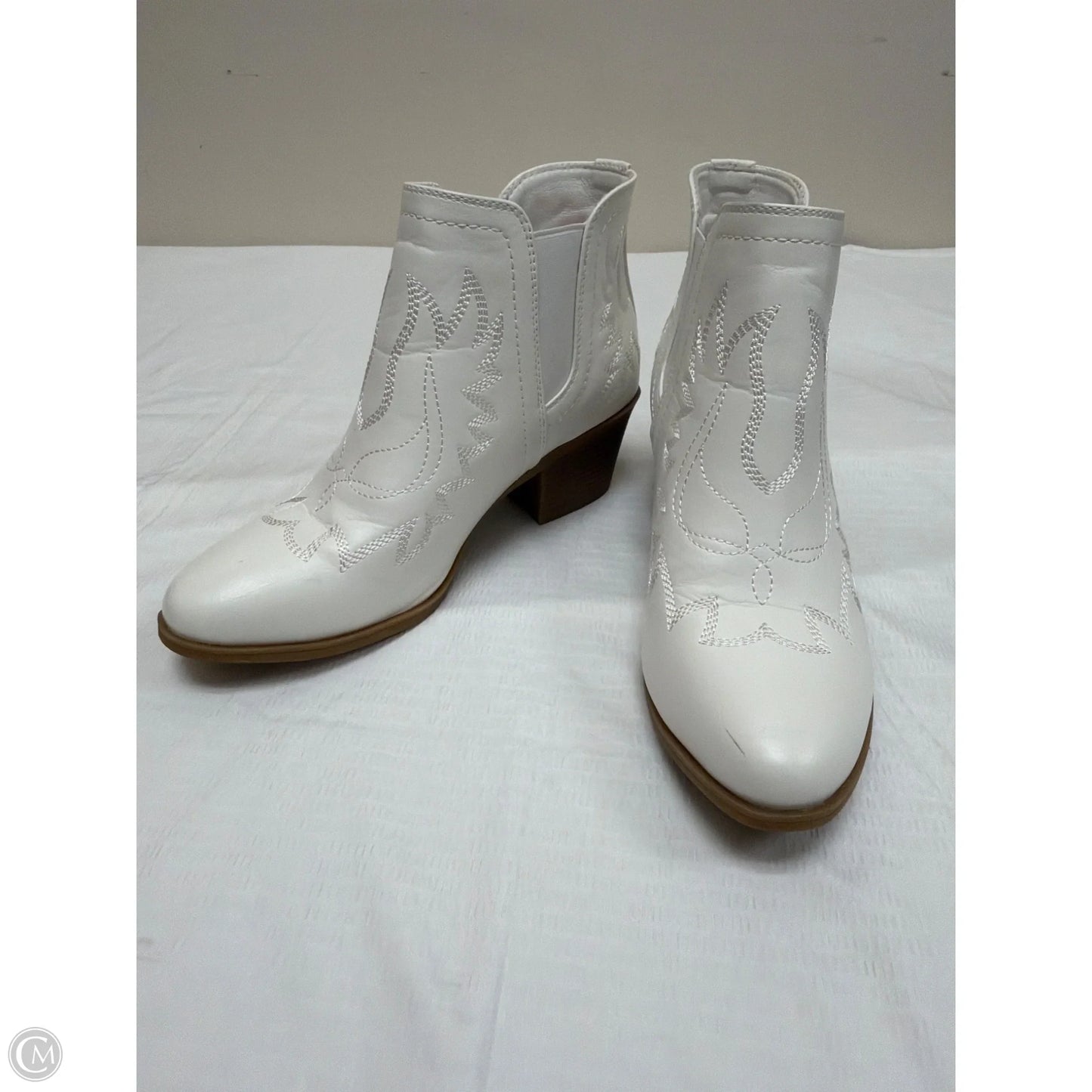 Boots Western By Clothes Mentor In White, Size: 8