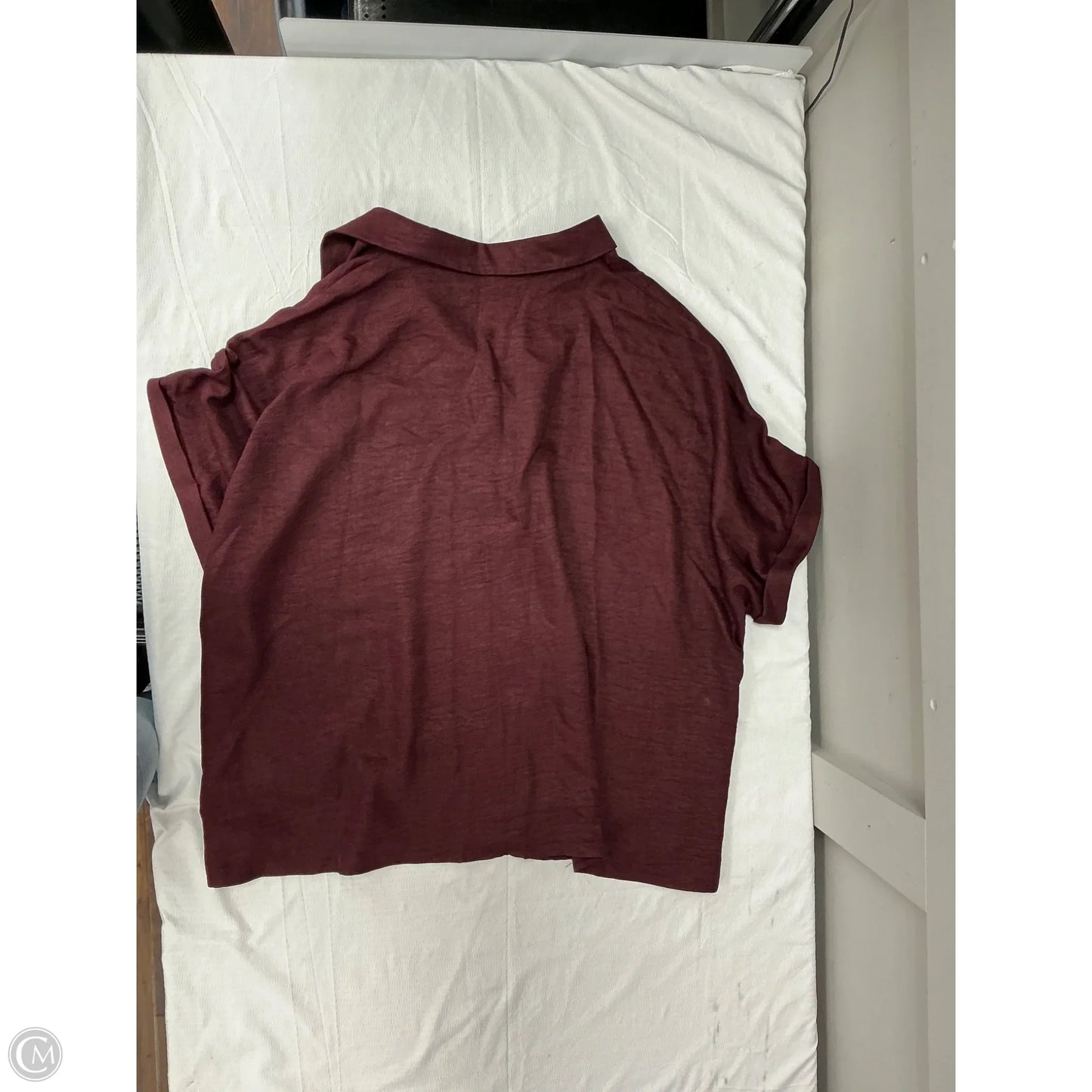 Top Short Sleeve By Emery Rose In Maroon, Size: 4x