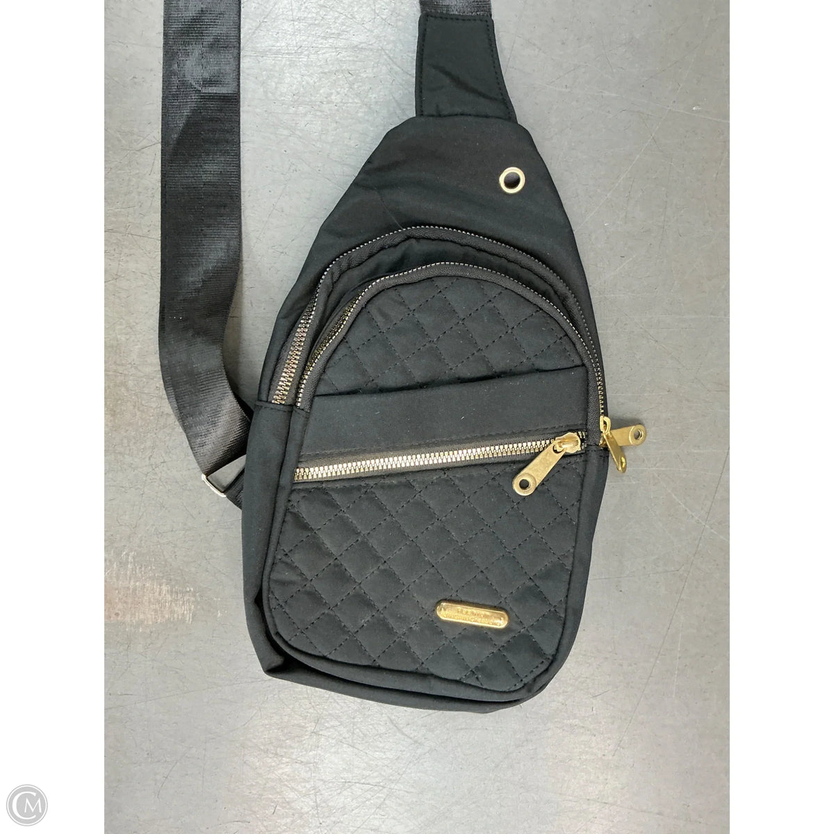 Crossbody By Clothes Mentor, Size: Medium
