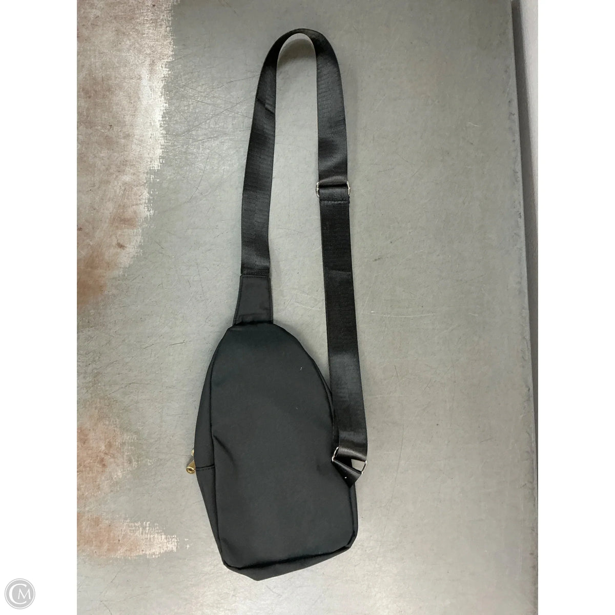 Crossbody By Clothes Mentor, Size: Medium