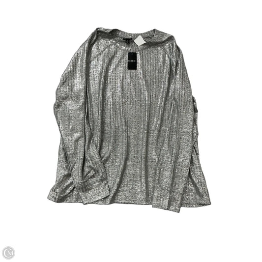 Top Long Sleeve By Torrid In Silver, Size: 2x