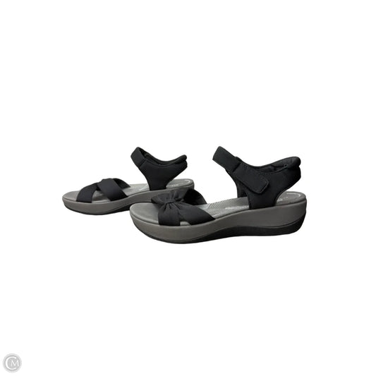 Sandals Flats By Clarks In Black & Grey, Size: 7