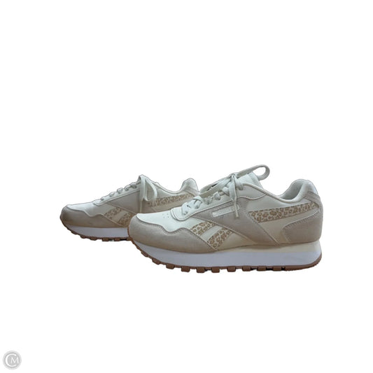 Shoes Sneakers By Reebok In Cream, Size: 9