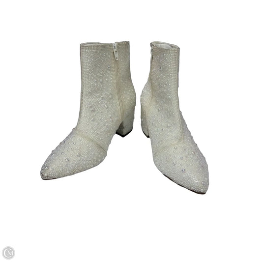 Boots Ankle Heels By Clothes Mentor In Cream, Size: 8