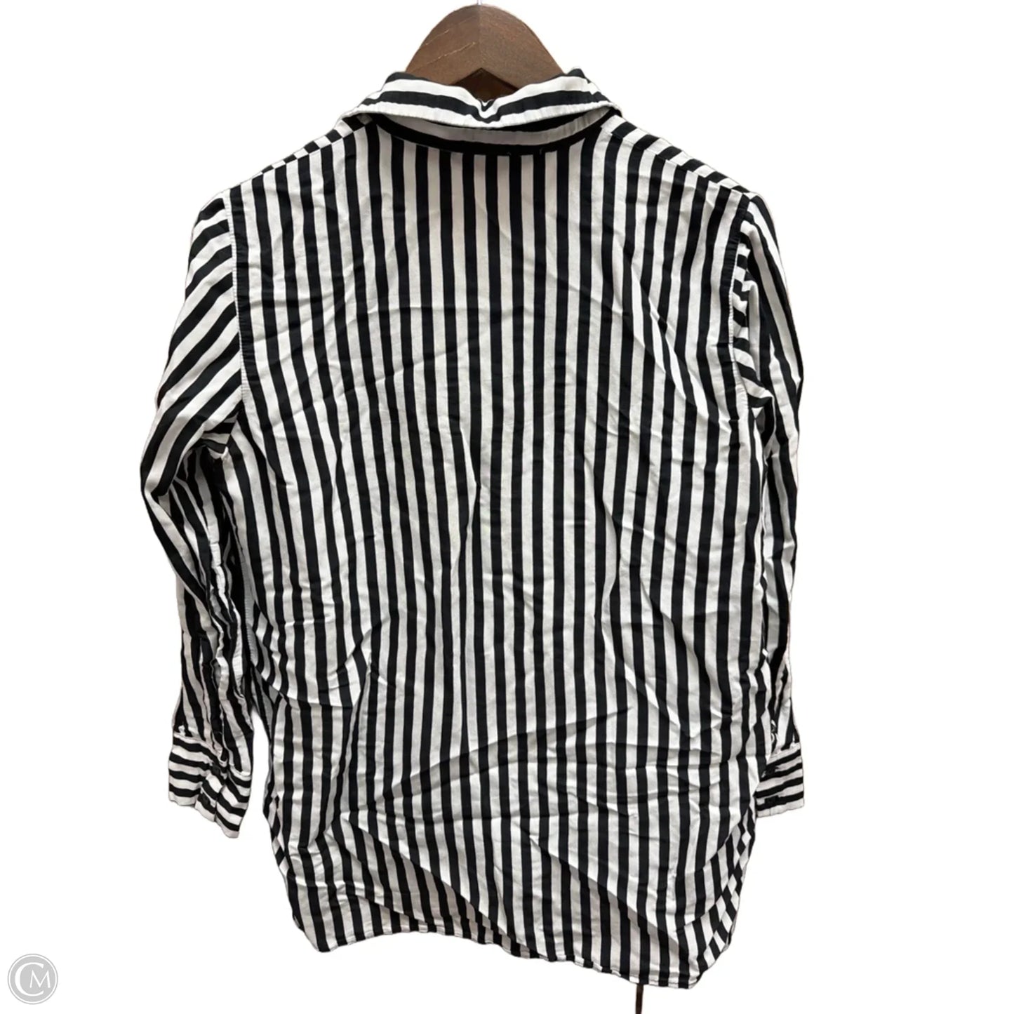 Top Long Sleeve By Zara In Striped Pattern, Size: M
