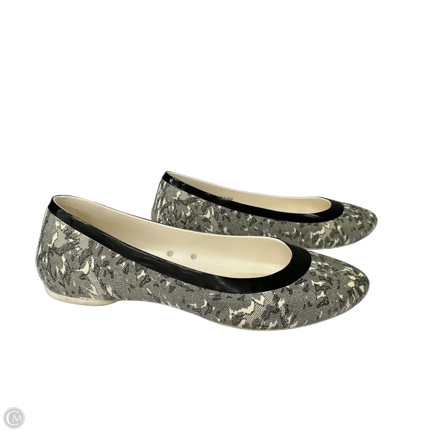 Shoes Flats By Crocs In Black, Size: 9