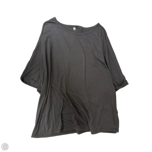 Top Short Sleeve By Clothes Mentor In Black, Size: 3x