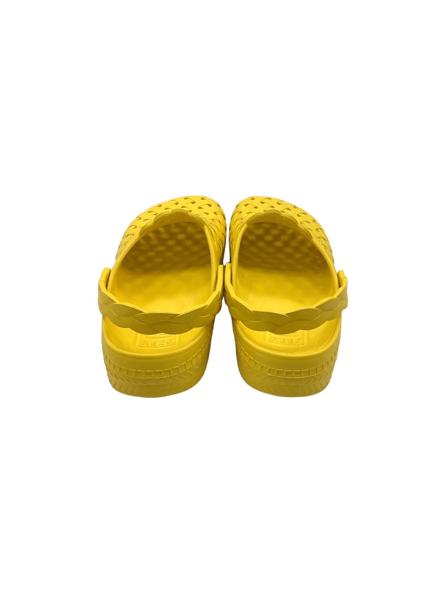 Yellow Shoes Flats Reef, Size 8