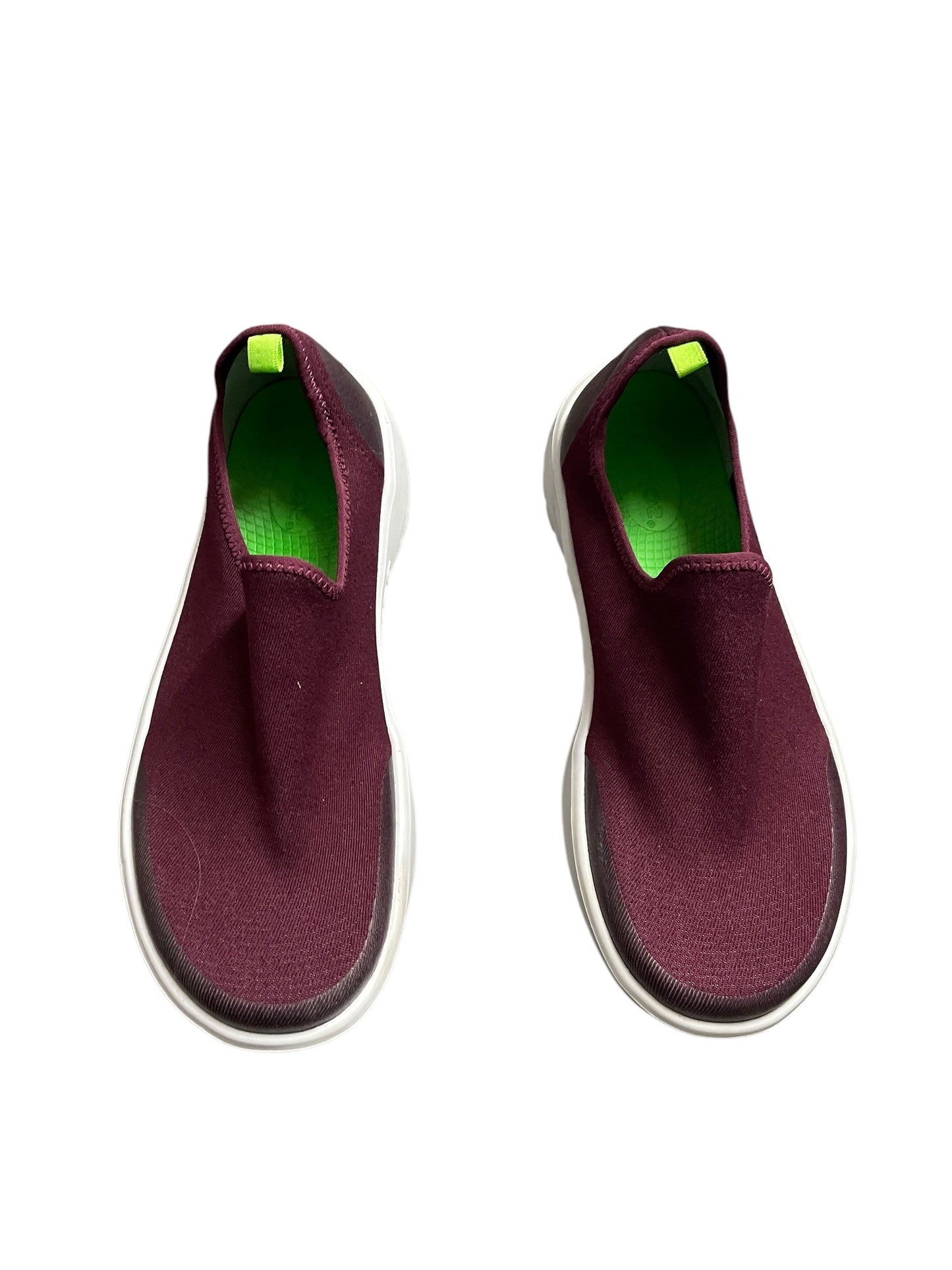 Shoes Flats By Oofos In Purple