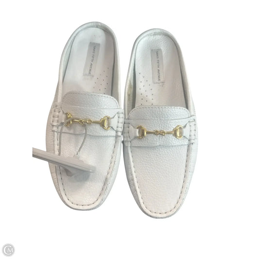 Shoes Flats By Saks Fifth Avenue In White, Size: 6