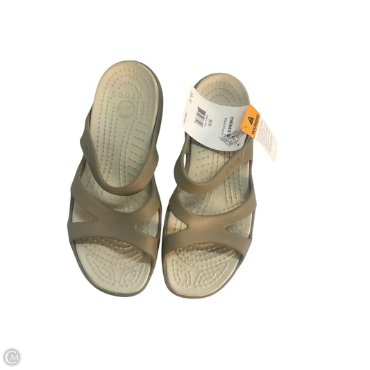 Sandals Flats By Crocs In Tan, Size: 9
