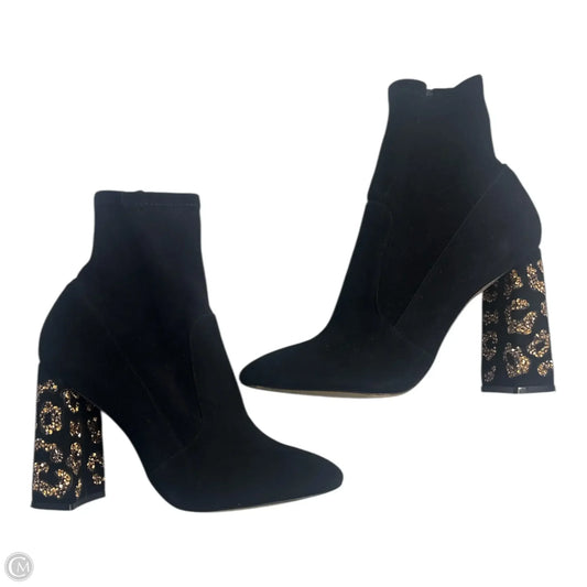 Boots Ankle Heels By Clothes Mentor In Black