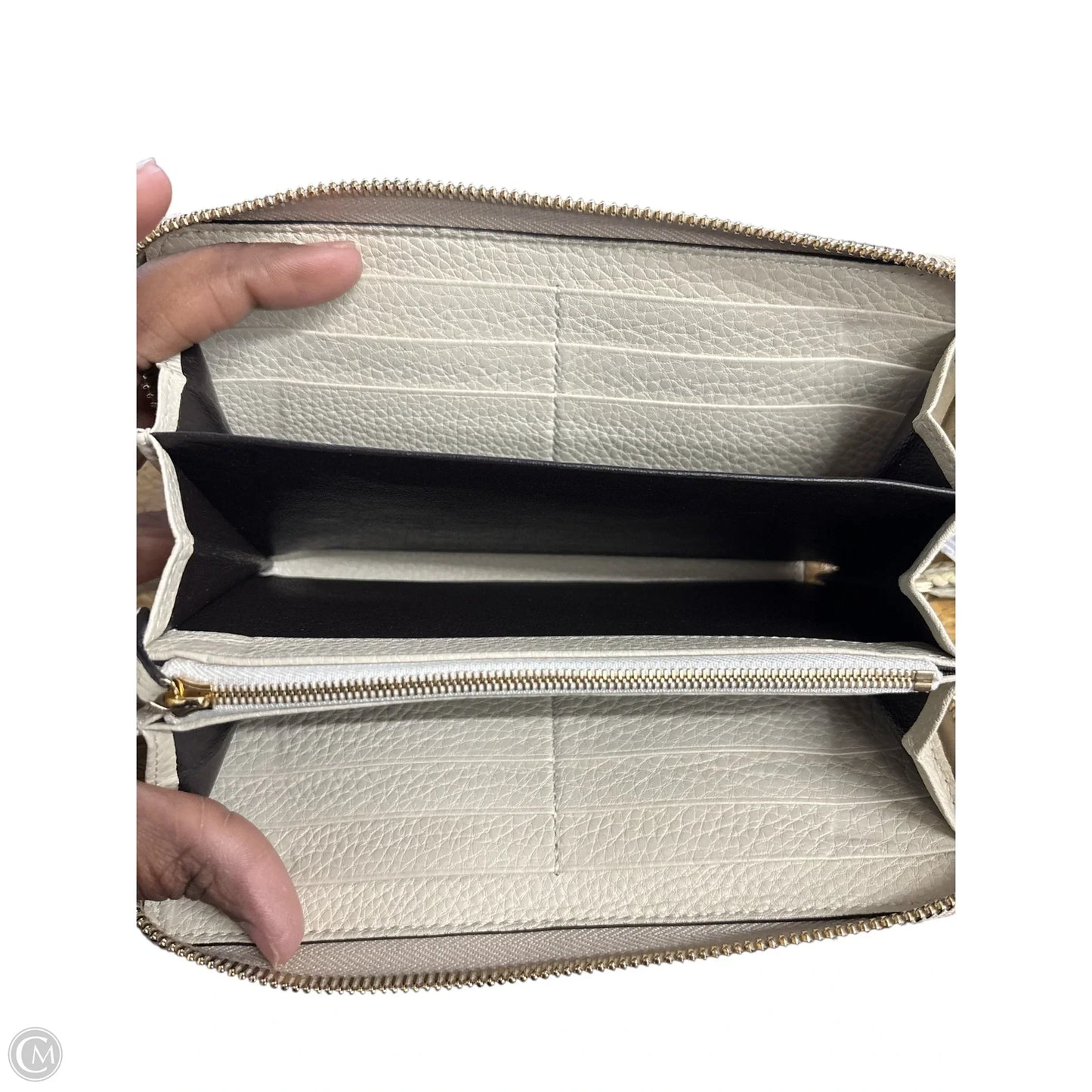 Wallet Luxury Designer By Gucci, Size: Large