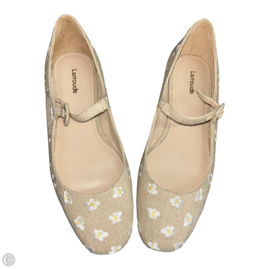Shoes Flats By Clothes Mentor In Tan, Size: 9