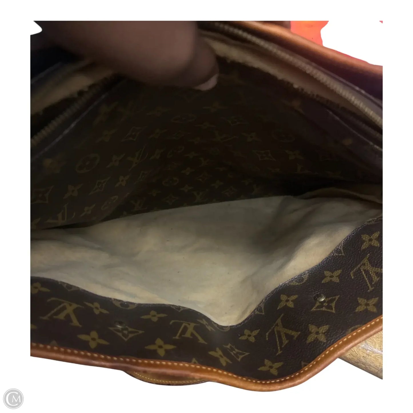 Handbag Luxury Designer By Louis Vuitton, Size: Large as is condition
