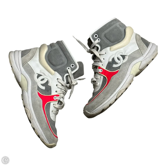 Shoes Luxury Designer By Chanel In Grey & White