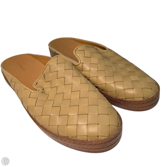 Shoes Flats By Vince In Tan, Size: 10