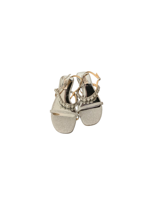 Sandals Flats By Badgley Mischka In Silver, Size: 7.5