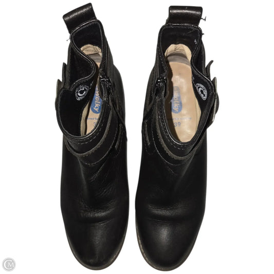 Boots Ankle Flats By Clothes Mentor In Black, Size: 8