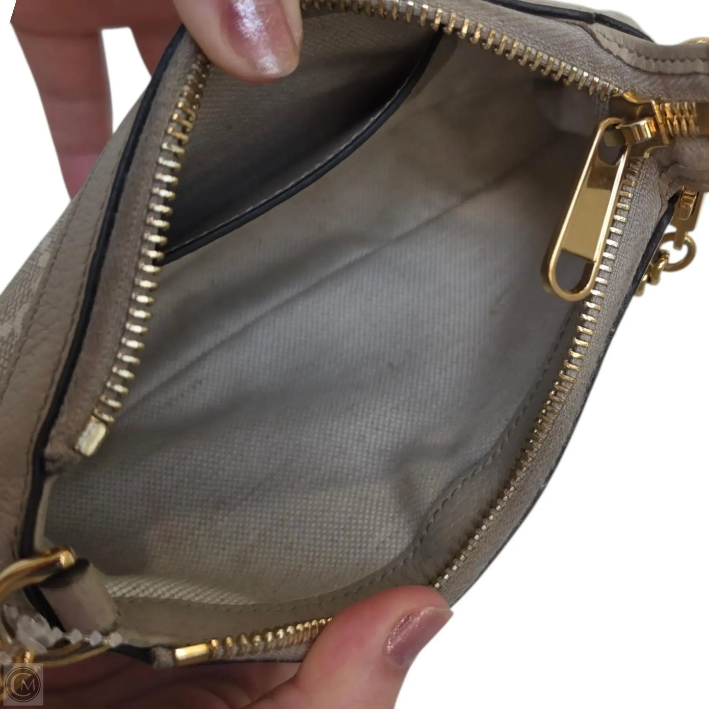 Handbag Luxury Designer By Gucci, Size: Small