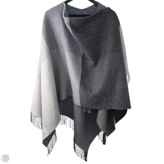 Shawl By Vineyard Vines In Grey, Size: Osfm