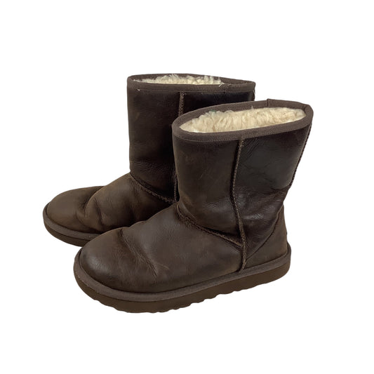 Boots Designer By Ugg In Brown, Size: 7