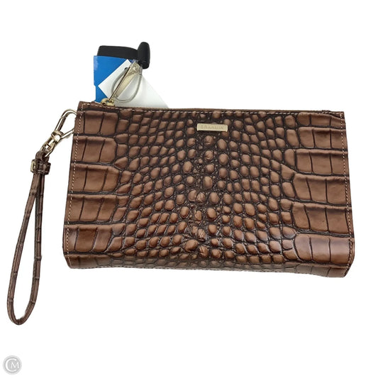 Wristlet Designer By Brahmin, Size: Large