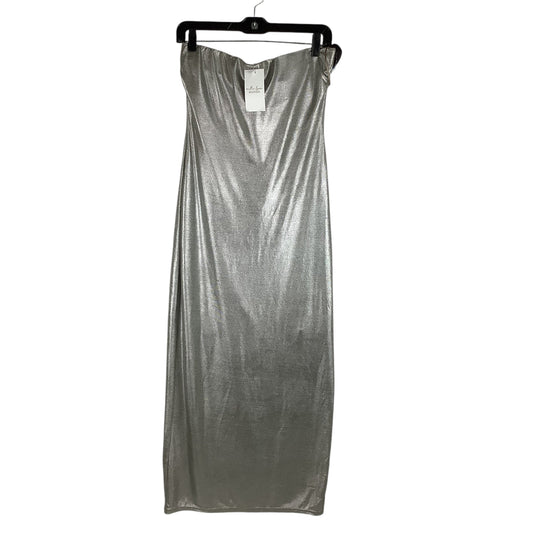 Dress Casual Midi By Le Lis In Silver, Size: M