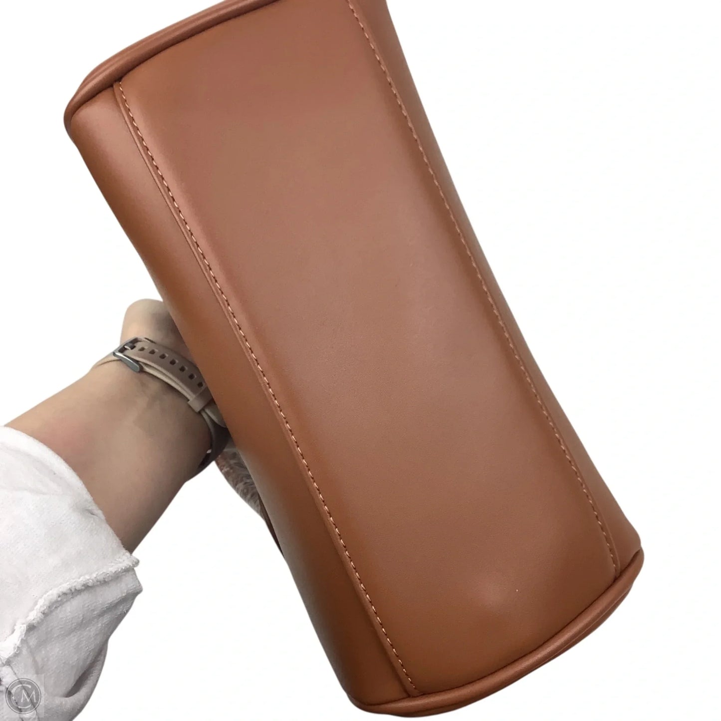 Crossbody By Clothes Mentor, Size: Medium