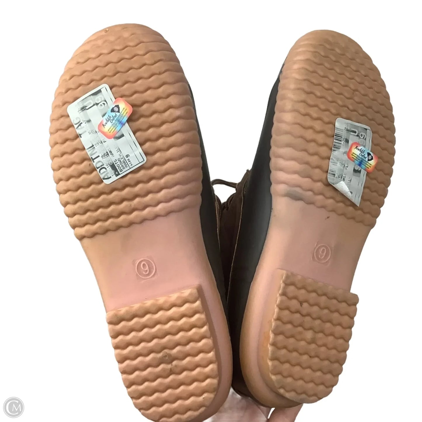 Boots Ankle Flats By Clothes Mentor In Brown, Size: 9