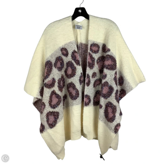 Shawl By Anna & Ava In Cream, Size: Osfm