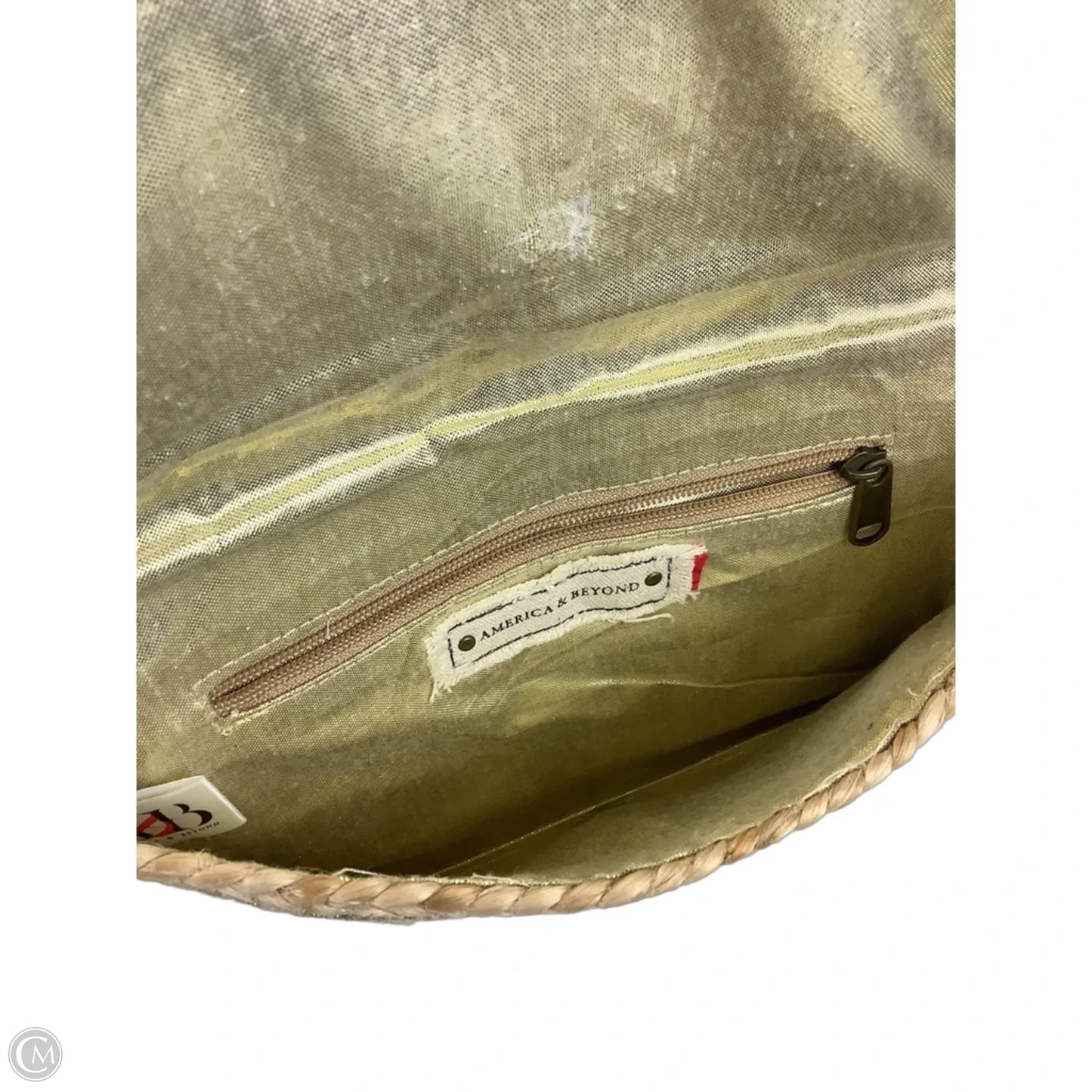 Clutch By Clothes Mentor, Size: Medium