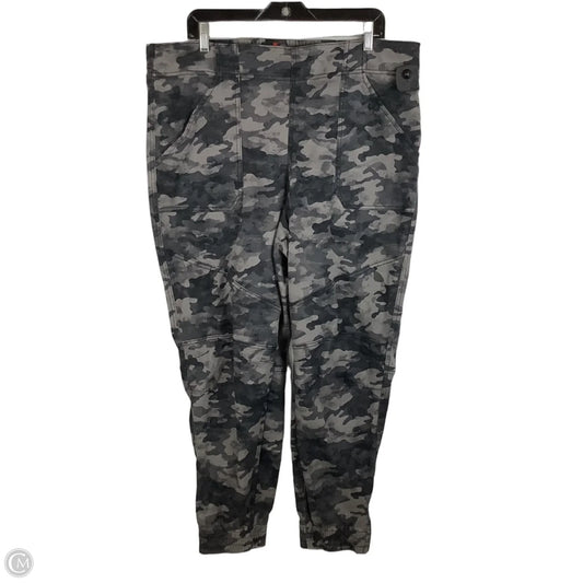 Pants Cargo & Utility By Spanx In Camouflage Print, Size: 2x
