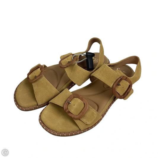 Sandals Flats By Sofft In Yellow, Size: 8