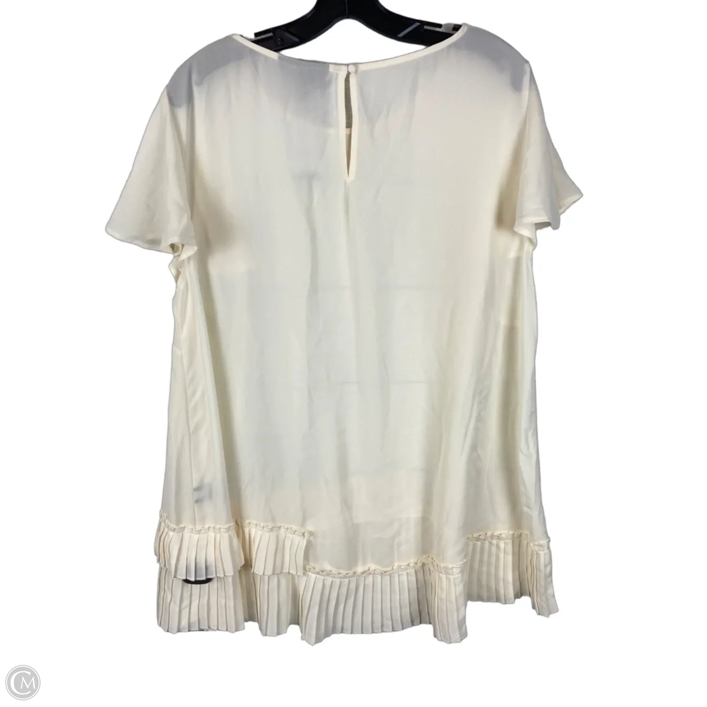 Top Short Sleeve By Lane Bryant In Cream, Size: 16