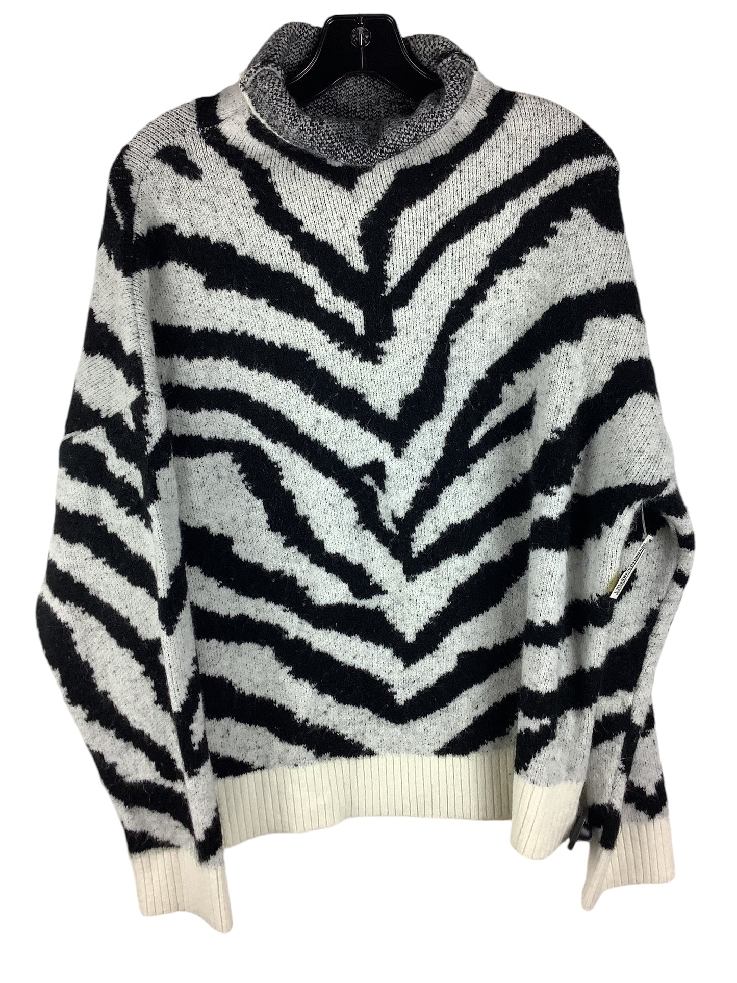 Sweater By Karen Kane In Black & White, Size: S