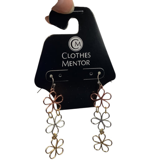 Earrings Dangle/drop By Clothes Mentor