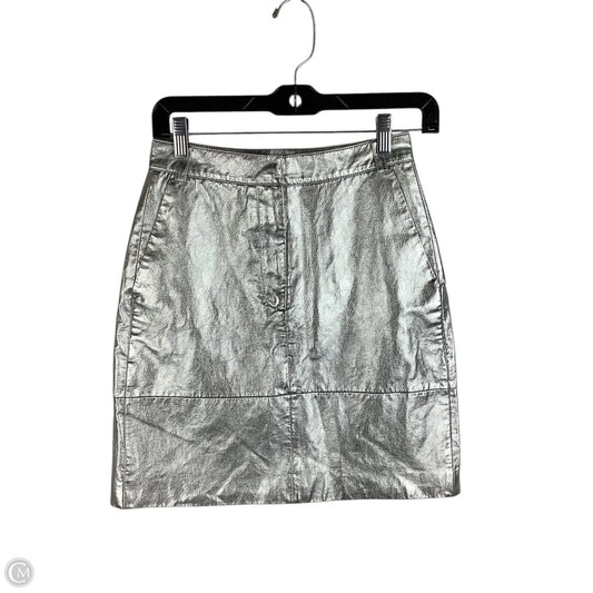 Skirt Midi By Clothes Mentor In Silver, Size: Est. 2